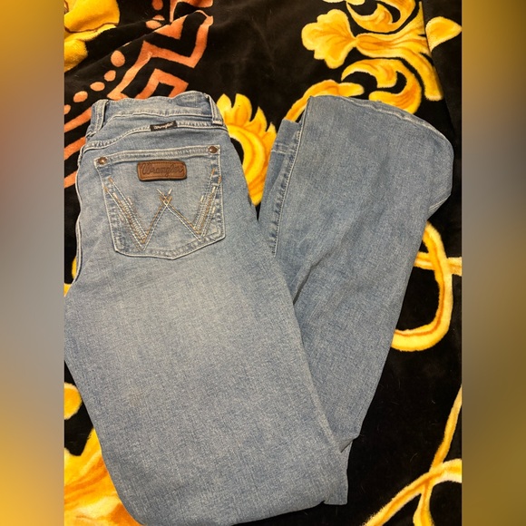 Wrangler Denim - Wrangler Blue Flare Jeans Classic Style